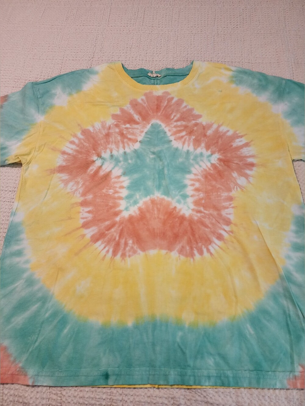 Easel Tie-Dye Star S/S T-Shirt in Yellow, Teal & Coral Large NWOT Boho Hippie
